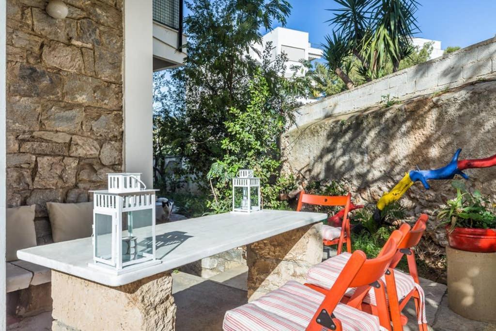 Sunny Apartment With 2 Bedrooms And Garden Glyfáda Ngoại thất bức ảnh