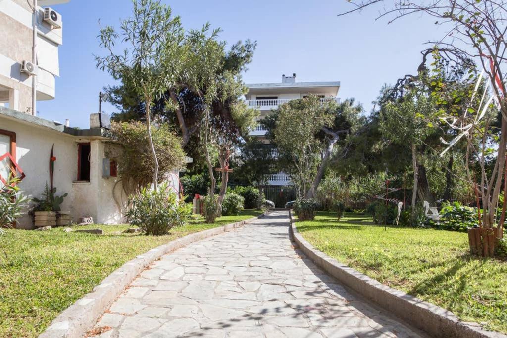 Sunny Apartment With 2 Bedrooms And Garden Glyfáda Ngoại thất bức ảnh